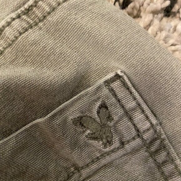 American Eagle Outfitters Khaki green boot Cut Cargo jeans size 00 - Picture 13 of 14